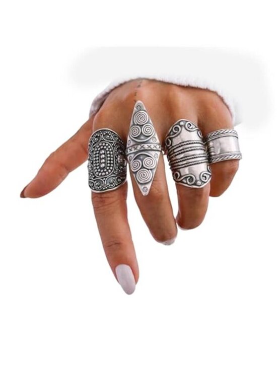 Jewelry - Vintage Stackable Boho Rings Set